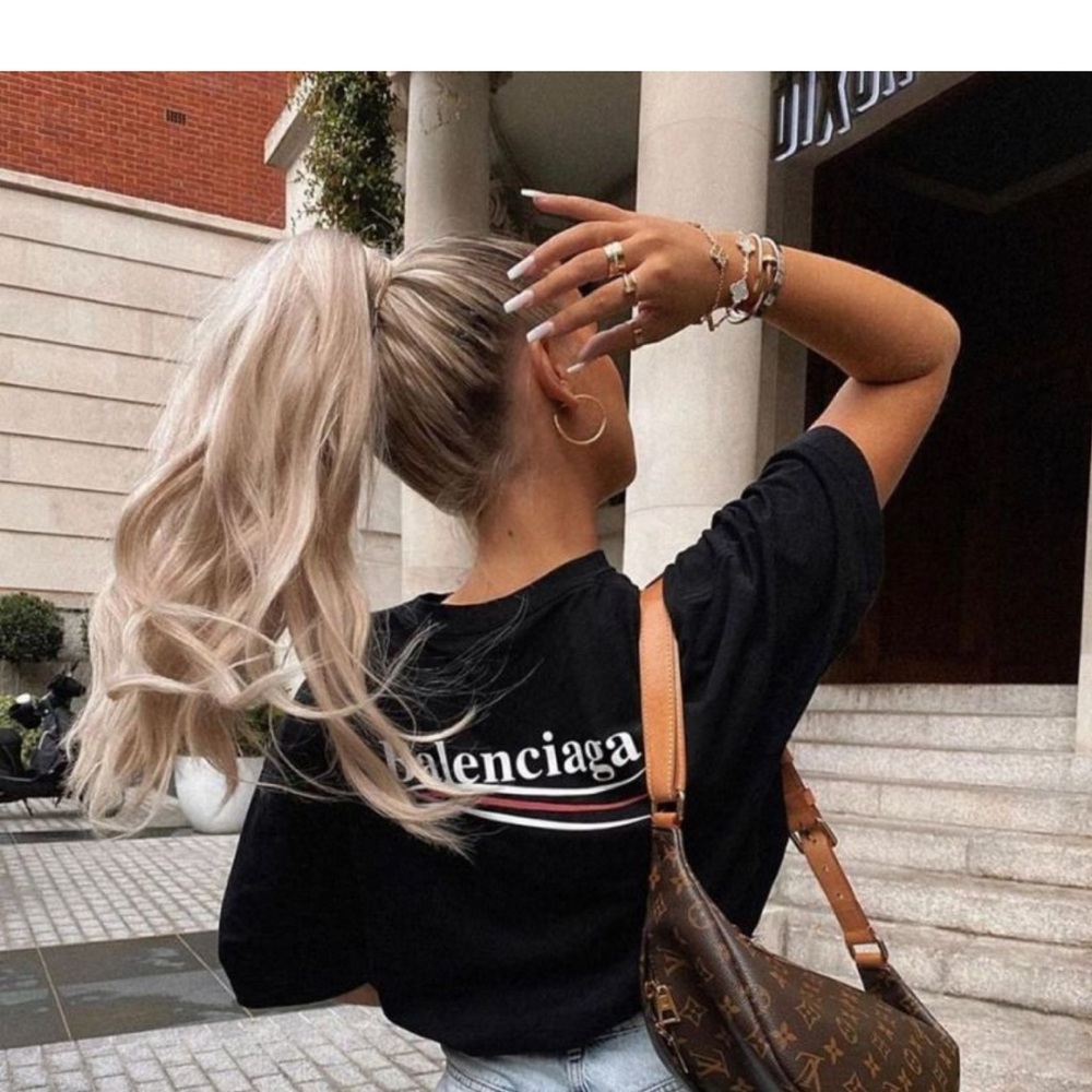 Hair extensions, 18 inch ponytail